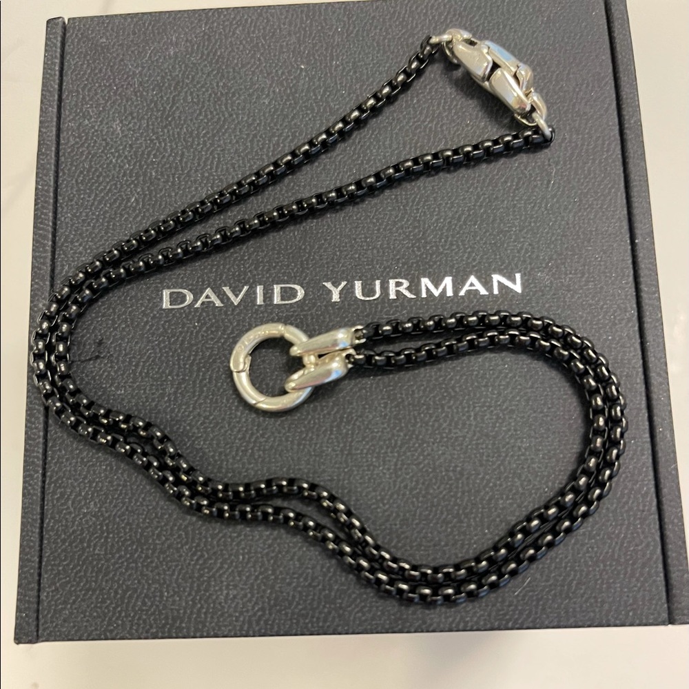 Beautiful sterling silver black 18in necklace